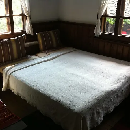 Casa de hóspedes Hadzhi Velinov 3*